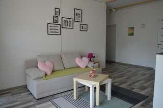Апартаменты Cozy apartments, close to park and airport Вильнюс-5